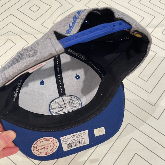 New Mitchell & Ness Golden State Warriors Snapback Hat - Picture 7 of 11